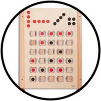 Foto van het Wandspel rekenen / rekenmachine, speciaal voor jongeren en kinderen met een handicap